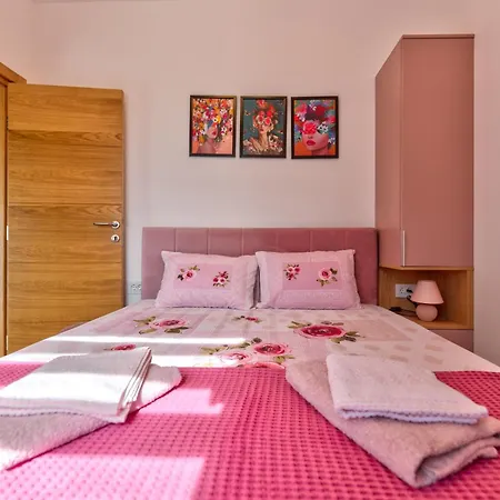 Apartment Lux Odiseja - Sa Garazom *