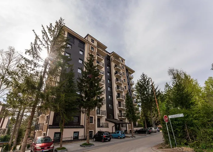 Lux Odiseja - Sa Garazom *